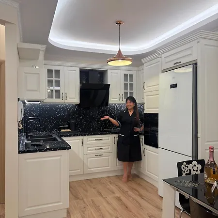 Modern 2-bedroom In Komuna E Parisit Apartment Tirana